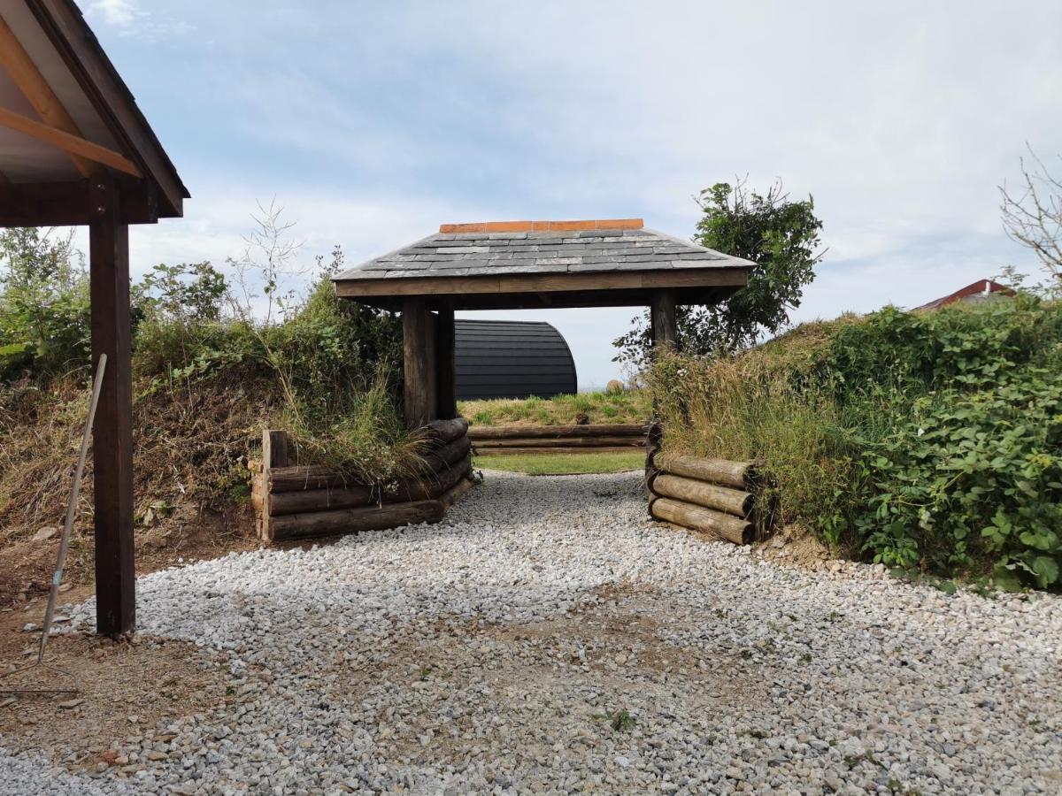 הוילה Glamping Pods Nr פורט איזאק מראה חיצוני תמונה